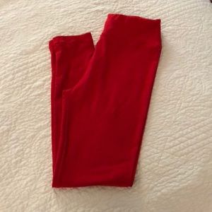 LuLaroe bright red OS leggings.